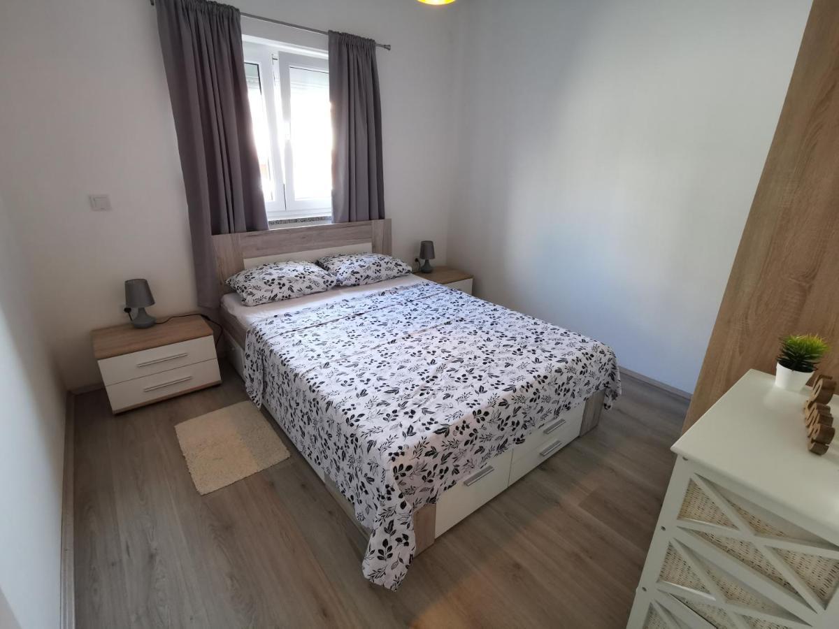 Appartamento Frane Pola Esterno foto